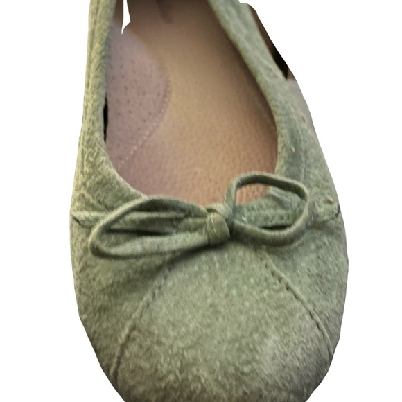 L.L. Bean Women's Green Ballet Flats - Picture 4 of 14